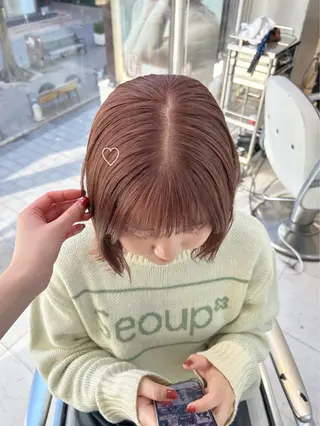 ショート カラー ありむらもえ/ インナーカラーのヘアスタイル