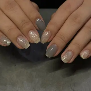 ネイル Ray. ちゅるん系ニュアンスのネイルデザイン