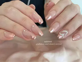 ネイル essence所属・pétit maakoのネイルデザイン