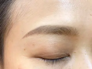 une 石橋阪大前・ 箕面・池田・蛍池のマツエク・マツパデザイン