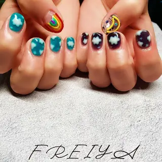 ネイル FREIYA所属・FREIYA マツエク、ネイルの眉毛・アイブロウイメージ