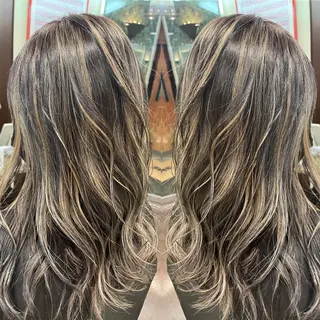 セミロング カラー peakshair所属・艶々になる髪質改善 𝒀𝑼𝑻𝑶のヘアスタイル