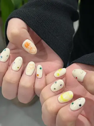 ネイル GO TODAY SHARE SALON 新宿Gratia店所属・RURU nailのネイルデザイン