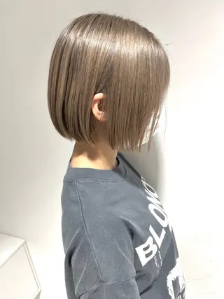 ショート カラー 小谷野 真優のヘアスタイル