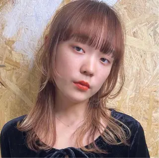 ミディアム カラー SALOWIN所属・ブリーチ✨ ボブ✨レイヤーのヘアスタイル