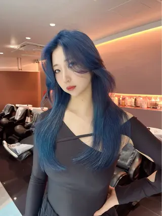 ロング 海野翔吾🇨🇳 ワンホンレイヤーのヘアスタイル