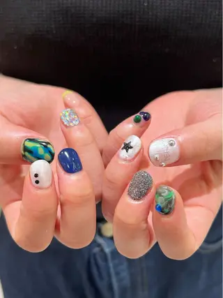 ネイル オシャレデザイン 🧺🪽/SHUNOのヘアスタイル