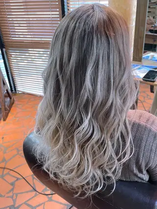 ロング 韓国ヘア/レイヤー 🇰🇷/艶髪/長橋のヘアスタイル