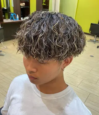 パーマ メンズ 年間2000名担当◎ パーマ職人/仲原佑樹のヘアスタイル