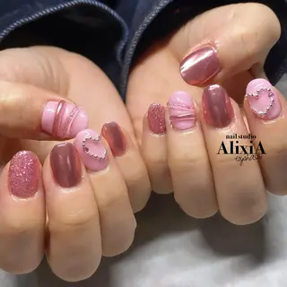 ネイル AlixiA nail studio所属・AlixiA ゆみのネイルデザイン