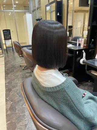 ミディアム 中尾 唯音名のヘアスタイル