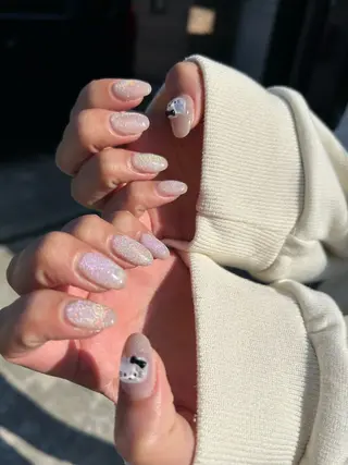 ネイル takara nail所属・takara射水高岡 マグネット韓国ポップのネイルデザイン