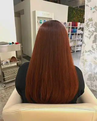 カラー 近藤 佑衣のヘアスタイル