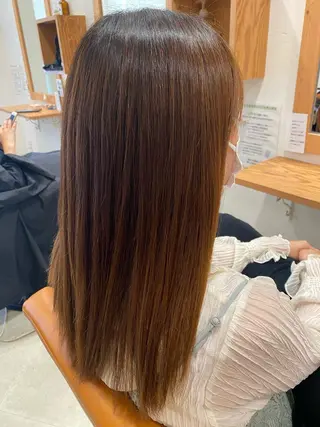 セミロング 猪股 華乃のヘアスタイル