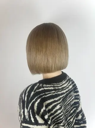 ショート カラー キラ🌟 艶感color🎀のヘアスタイル