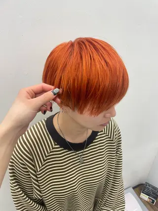 ショート カラー カットモデル/ ハイトーン/ゆうあのヘアスタイル