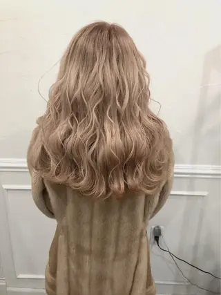 セミロング カラー ヘアアレンジ メンズカット/波巻き TAKUMAのヘアスタイル