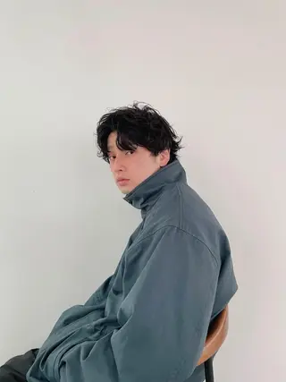 ショート パーマ メンズ 高田 翔平のヘアスタイル