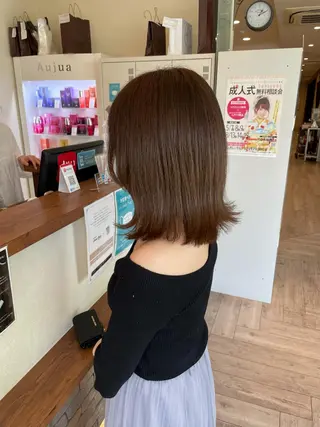 ミディアム ✨レイヤーお任せ✨ 林有里子のヘアスタイル