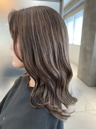 セミロング カラー 🦕小林 大地🦕のヘアスタイル