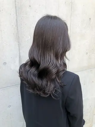 ロング カラー 里田 実奈美のヘアスタイル