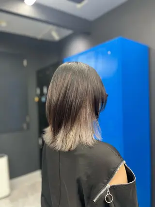 ミディアム カラー white.梅田所属・White梅田  ／ COCOのヘアスタイル