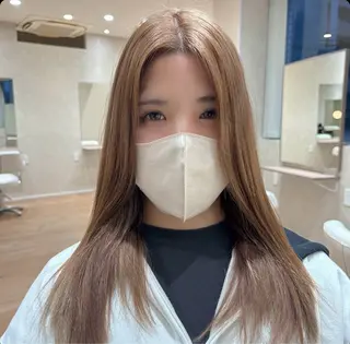 ロング 服部 真希のヘアスタイル