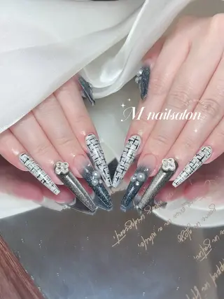 ネイル M🌷nail 長さだし専門店のネイルデザイン