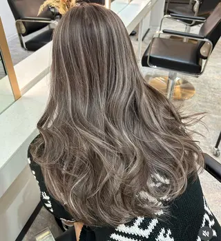 ロング 【くせ毛解消】縮毛 髪質改善✨たくみ✨のヘアスタイル