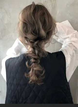 ヘアアレンジ ﾎｯﾄﾍﾟｯﾊﾟｰに 以降中/彩音👼🏽のマツエク・マツパデザイン