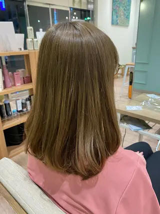 ミディアム 金山 友香🕊のヘアスタイル