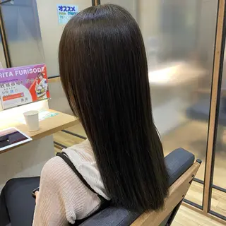 ロング ついざき はるかのヘアスタイル