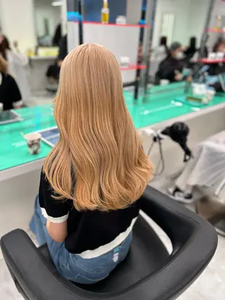 カラー トレンドモテカラー 🩷色落ちまで可愛くのヘアスタイル