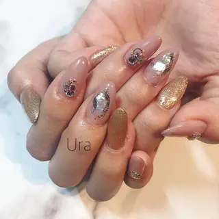 ネイル UrakoNail 《nail》のネイルデザイン