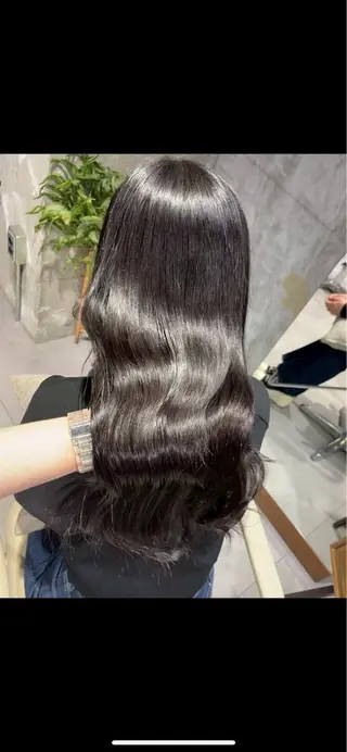 ロング 齋 花音のヘアスタイル