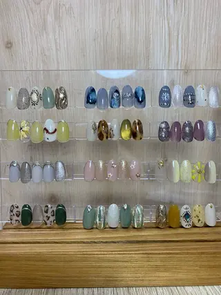 ミディアム cattleya nailのネイルデザイン