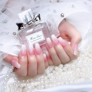 ネイル Yudia🦋 azuのネイルデザイン