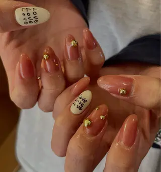 ネイル Nailsalon Olu所属・ネイリスト Nanaのネイルデザイン