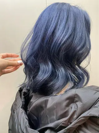 セミロング 大橋 美咲のヘアスタイル