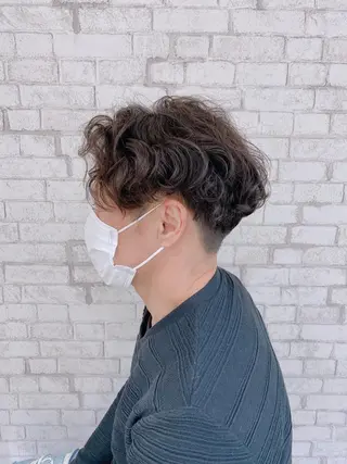 ショート カラー パーマ メンズ ブリーチなし艶カラー 東家のヘアスタイル