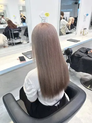 ロング カラー 🪄池袋ハイトーン 🪄ブリーチカラーのヘアスタイル