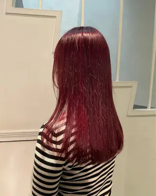 ロング カラー 向坂 亜美のヘアスタイル