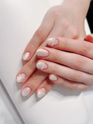 ネイル アイ＆ネイルサロン リスブラン 日本橋小伝馬町店所属・リスブラングループ ヨネカワのネイルデザイン