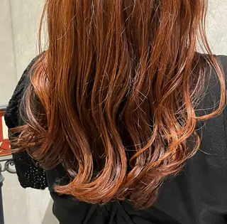 セミロング パーマ yumemiレイヤー ✴︎ 透明感カラーのヘアスタイル