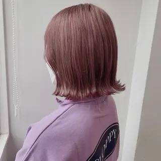 ミディアム カラー 韓国レイヤー🕊️ 柔らかベージュ🧸のヘアスタイル