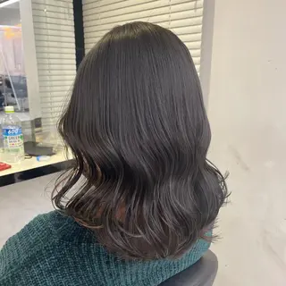 セミロング カラー ヘアアレンジ ブリーチカラー🩰 ガーリー🩰とらのヘアスタイル