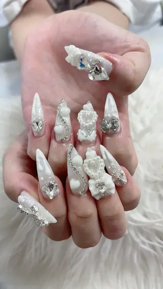 ネイル 菲菲ネイルサロン所属・FF フィフィネイルサロンのネイルデザイン