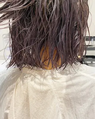 ショート カラー nana🦕 ハイライトベージュのヘアスタイル