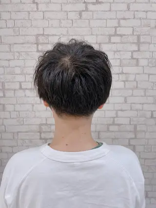 ショート ヘアアレンジ メンズ ブリーチなし艶カラー 東家のヘアスタイル