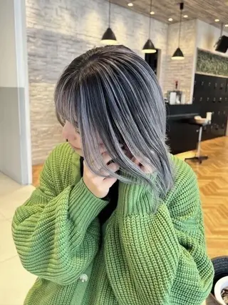 ショート カラー 吉井 結唯のヘアスタイル